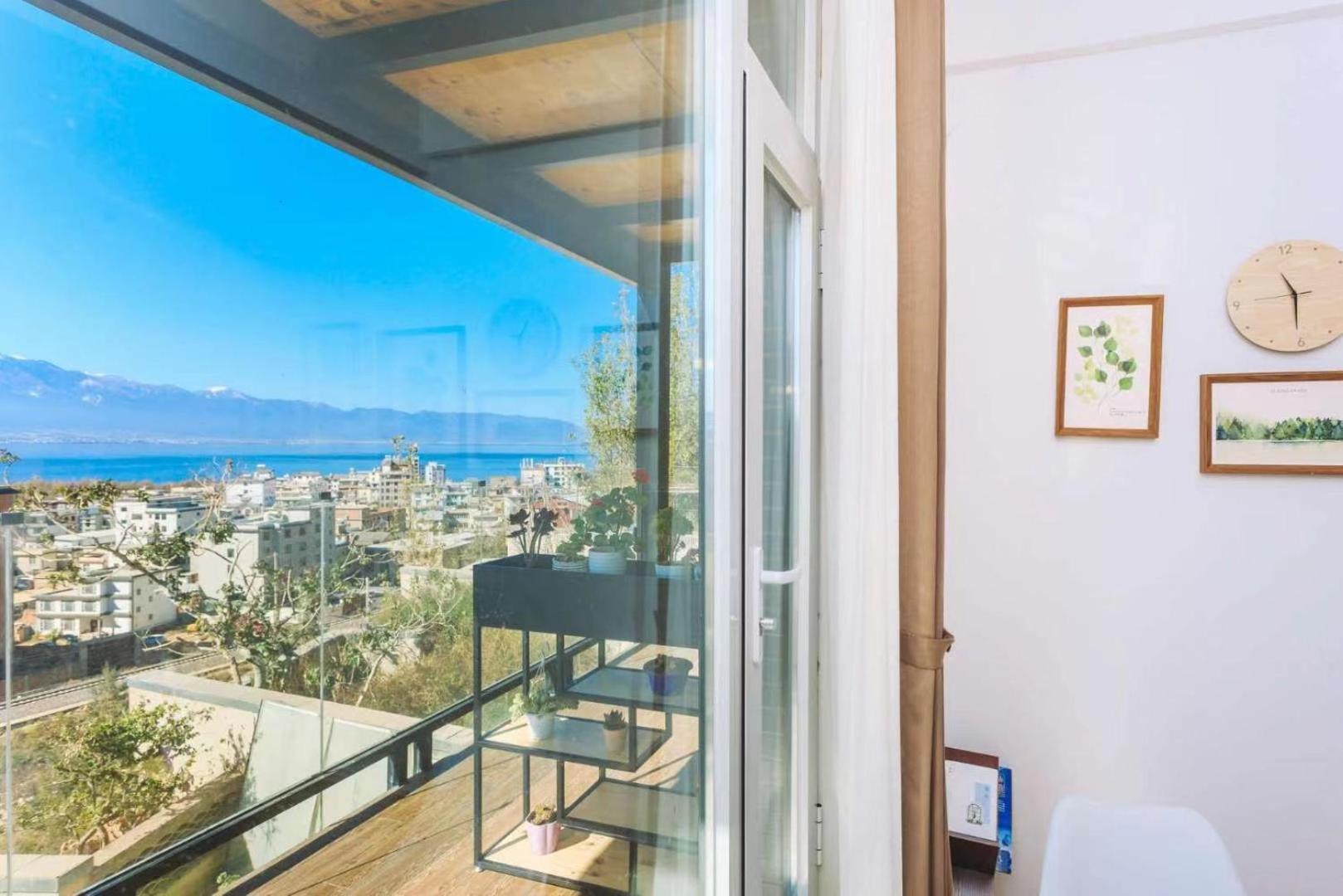 Dali Listening Sea View Villa大理听城海景别墅 Exteriér fotografie