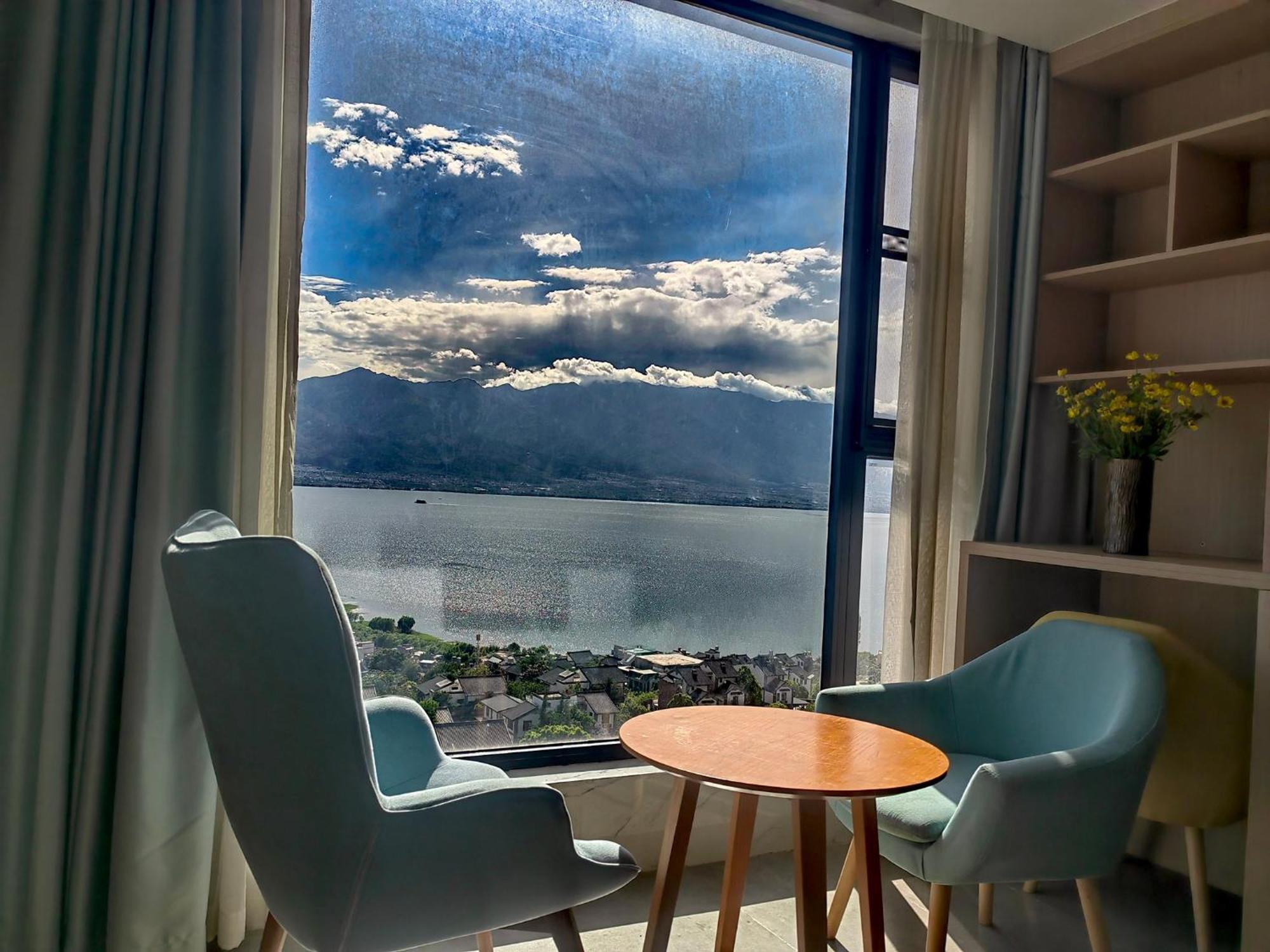 Dali Listening Sea View Villa大理听城海景别墅 Exteriér fotografie